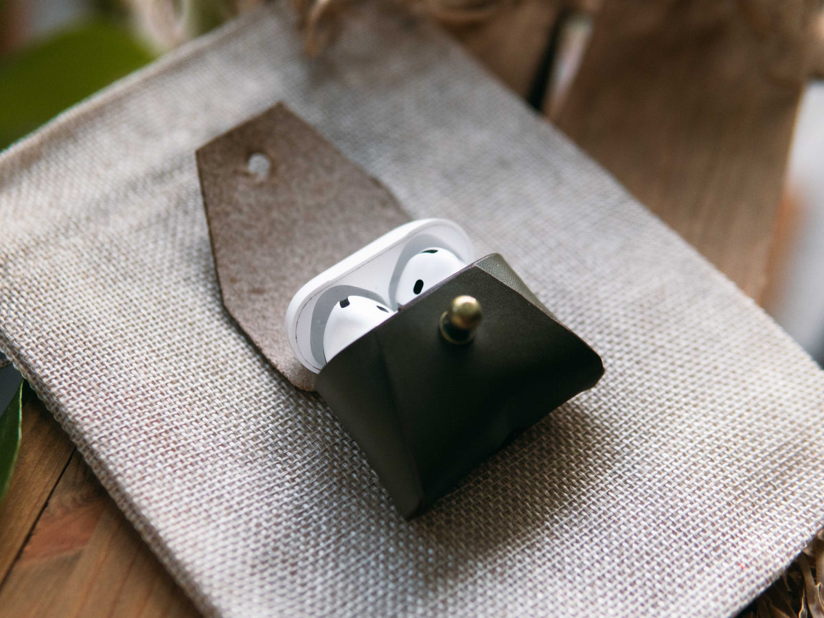 Apple AirPods Leather Case - Handmade for AirPod 4/5 & AirPod Pro